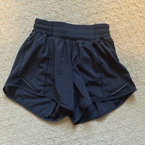 Lululemon hotty hots